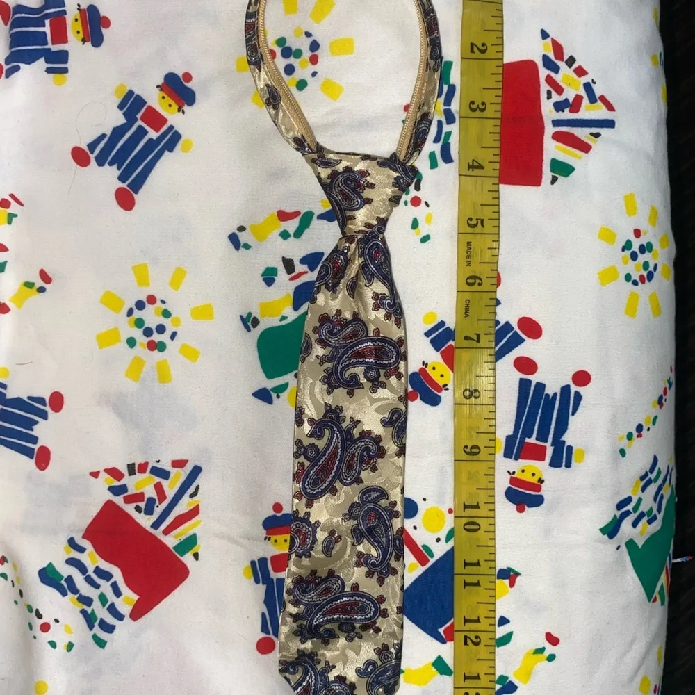 Small Little Kids Adjustable Paisley Patterned Tie